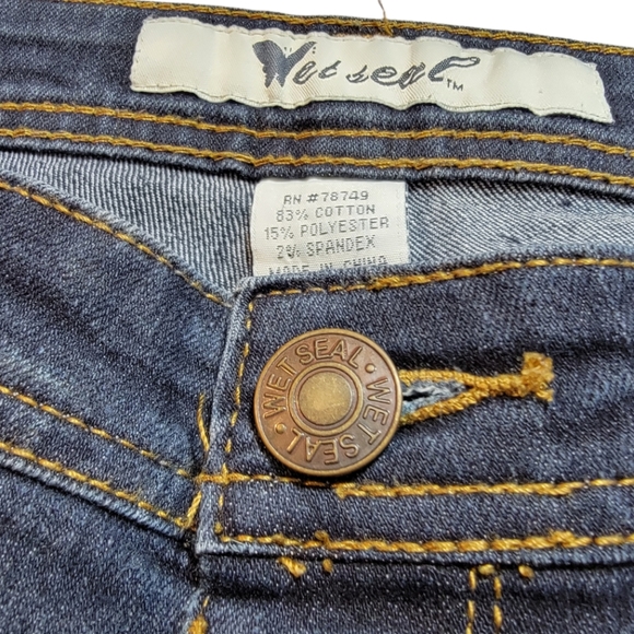 Wet Seal   Juniors jeans  T19 - Picture 4 of 8